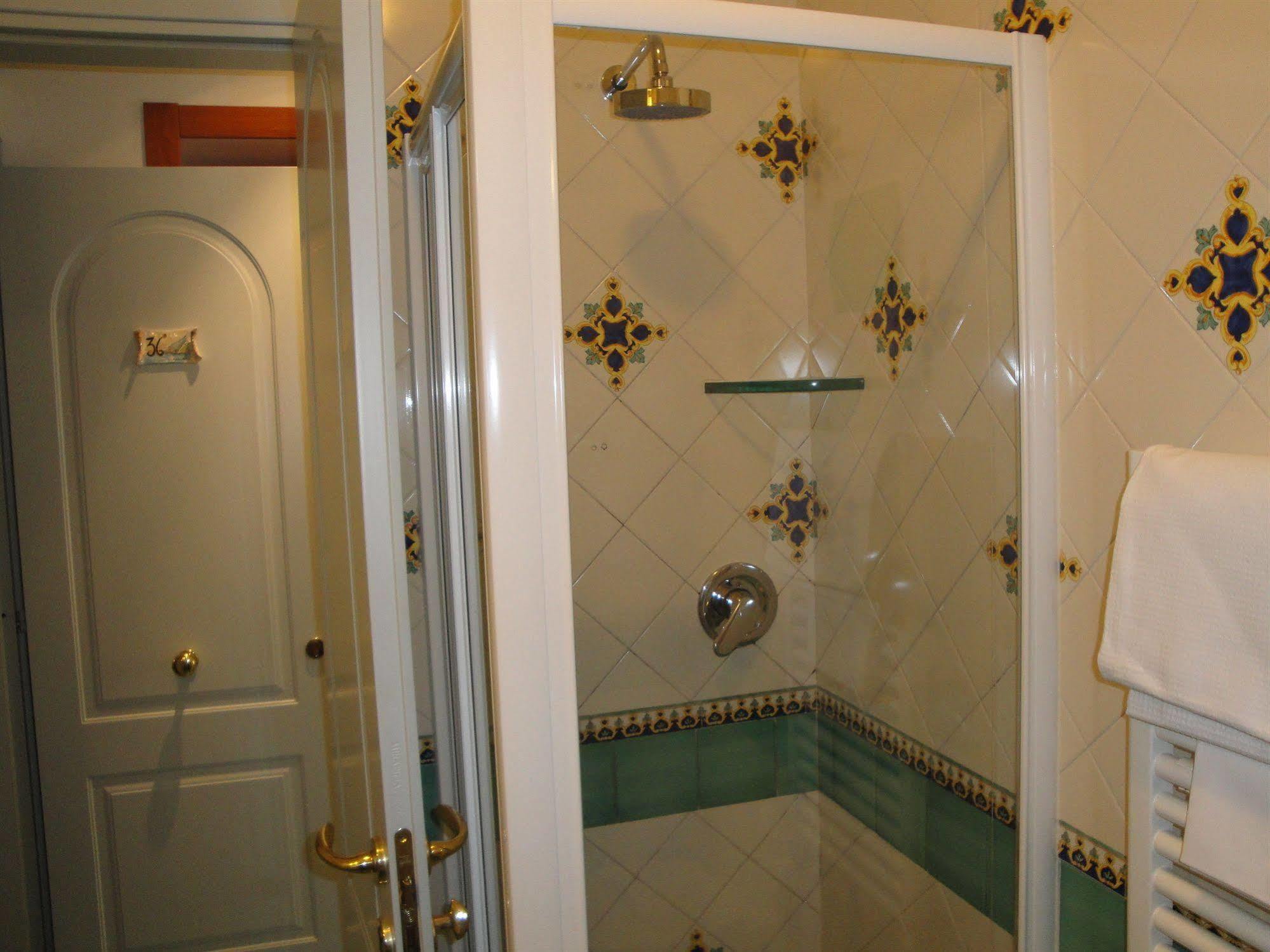 Meuble Casa Mannini Rooms Maiori Ngoại thất bức ảnh