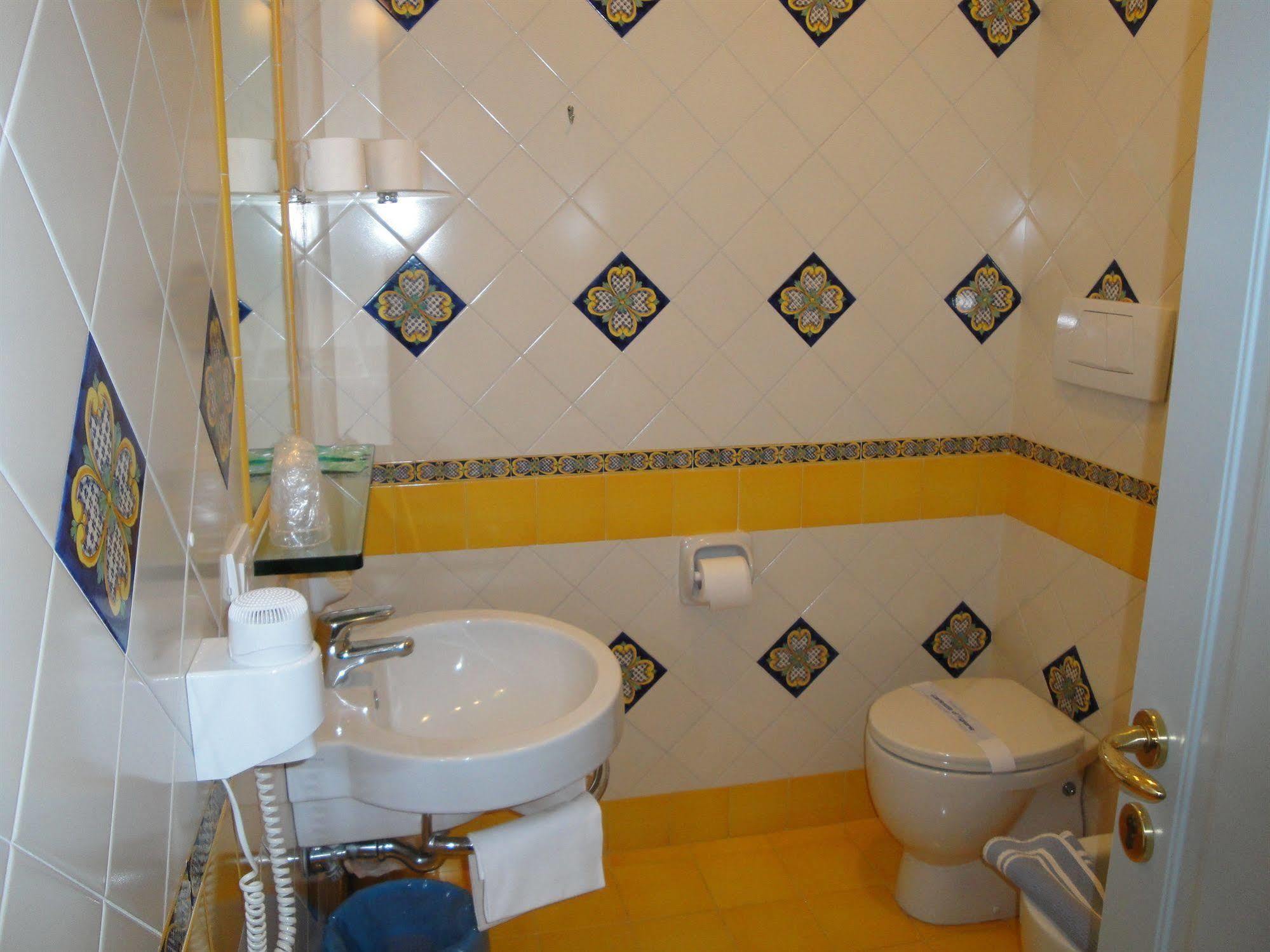 Meuble Casa Mannini Rooms Maiori Ngoại thất bức ảnh
